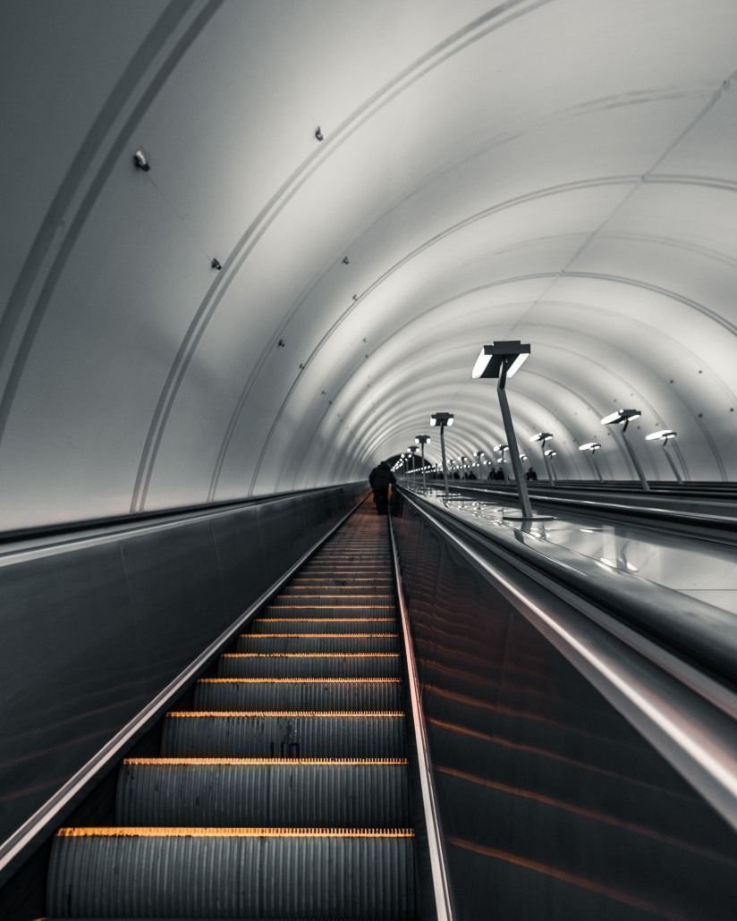 article-4-escalator-parts-definitions-la-grazia