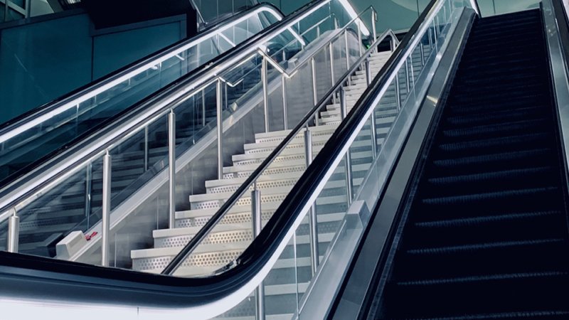 Article 13- Different Types of Escalator Balustrade